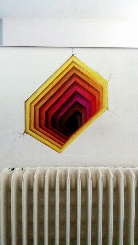Trompe-l'œil peint en illusion de tunnel coloré